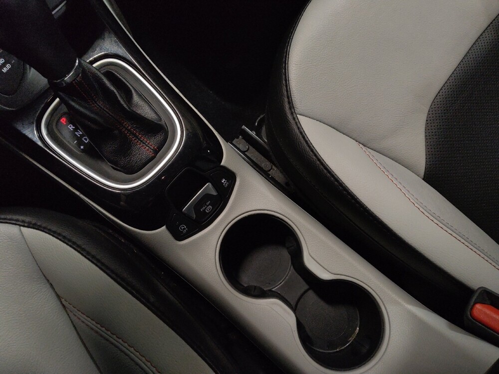 2021 Jeep Compass in Fort Worth, TX 76116 - 18121022 26