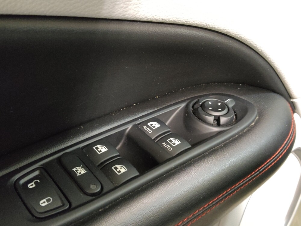 2021 Jeep Compass in Fort Worth, TX 76116 - 18121022 27