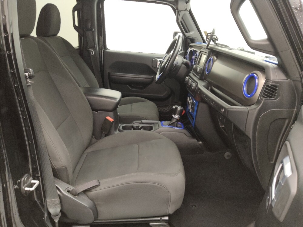 2018 Jeep Wrangler in St. Louis, MO 63136 - 18121024 21