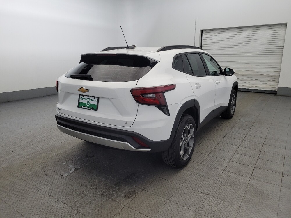 2024 Chevrolet Trax in Henrico, VA 23223 - 18121025 9