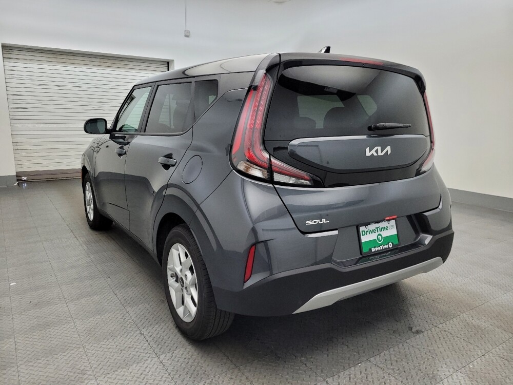 2025 Kia Soul in Tucson, AZ 85705 - 18121028 5