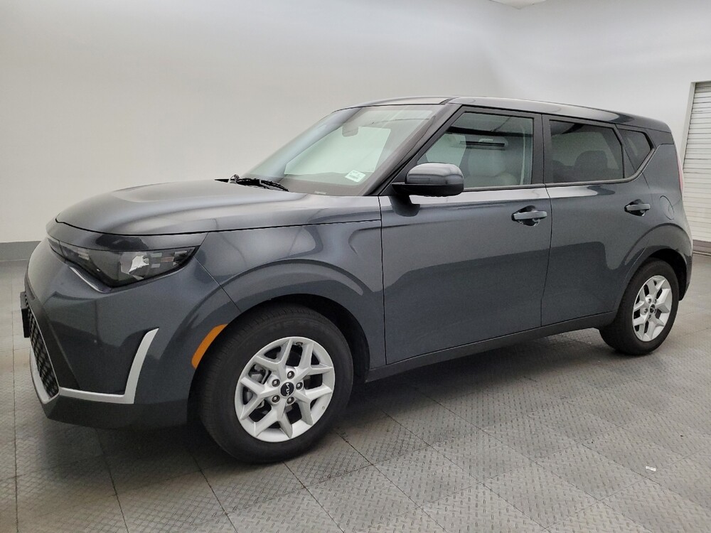2025 Kia Soul in Tucson, AZ 85705 - 18121028 2