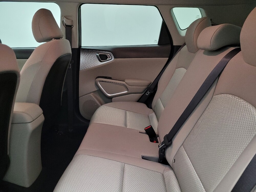 2025 Kia Soul in Tucson, AZ 85705 - 18121028 18