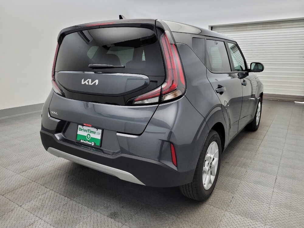 2025 Kia Soul in Tucson, AZ 85705 - 18121028 9