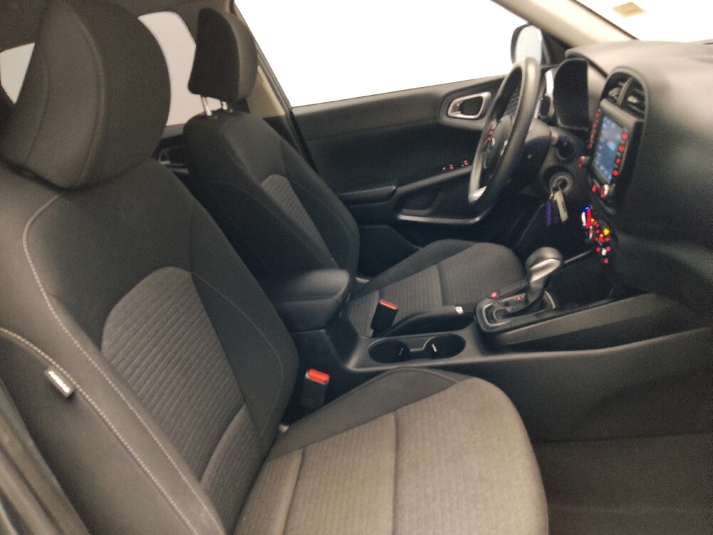 2021 Kia Soul in Conyers, GA 30094 - 18121037 21