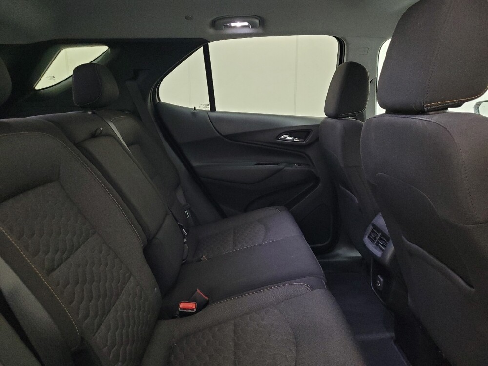 2021 Chevrolet Equinox in Allentown, PA 18103 - 18121039 19