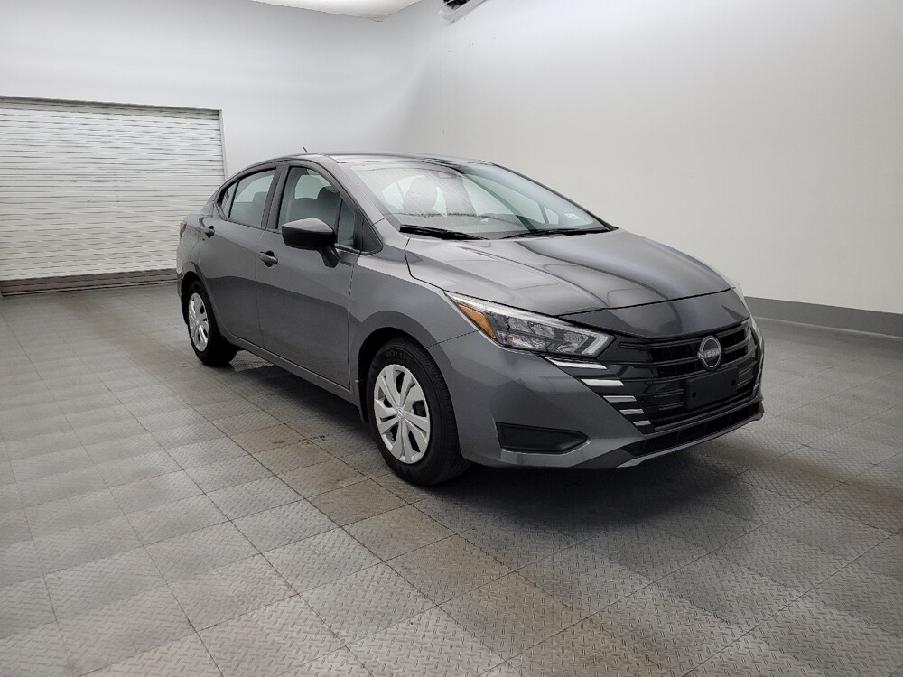 2025 Nissan Versa in Chandler, AZ 85225 - 18121044 13