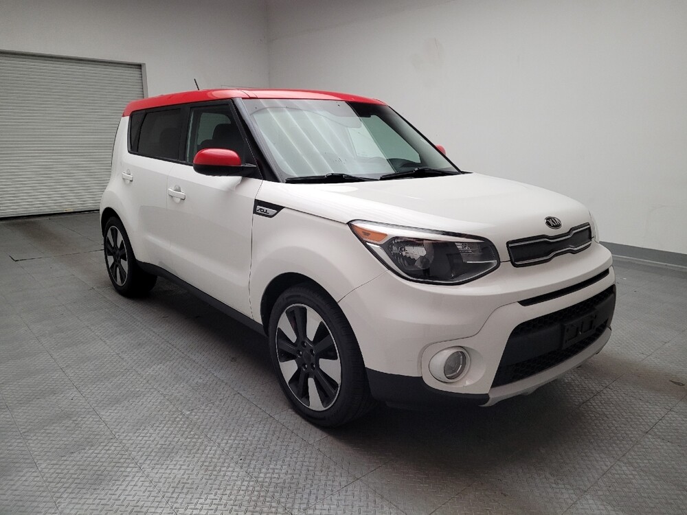 2019 Kia Soul in Downey, CA 90241 - 18121048 13