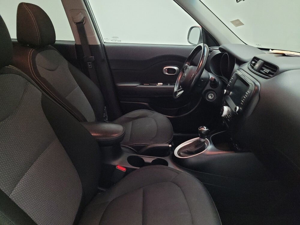 2019 Kia Soul in Downey, CA 90241 - 18121048 21