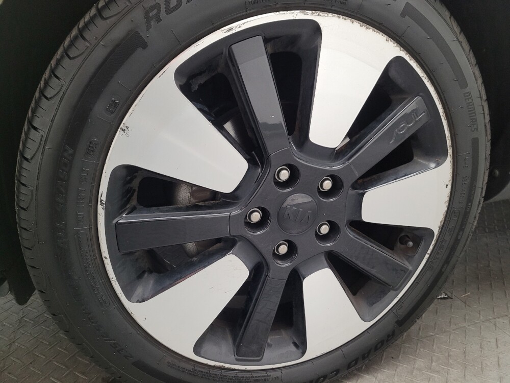 2019 Kia Soul in Downey, CA 90241 - 18121048 31