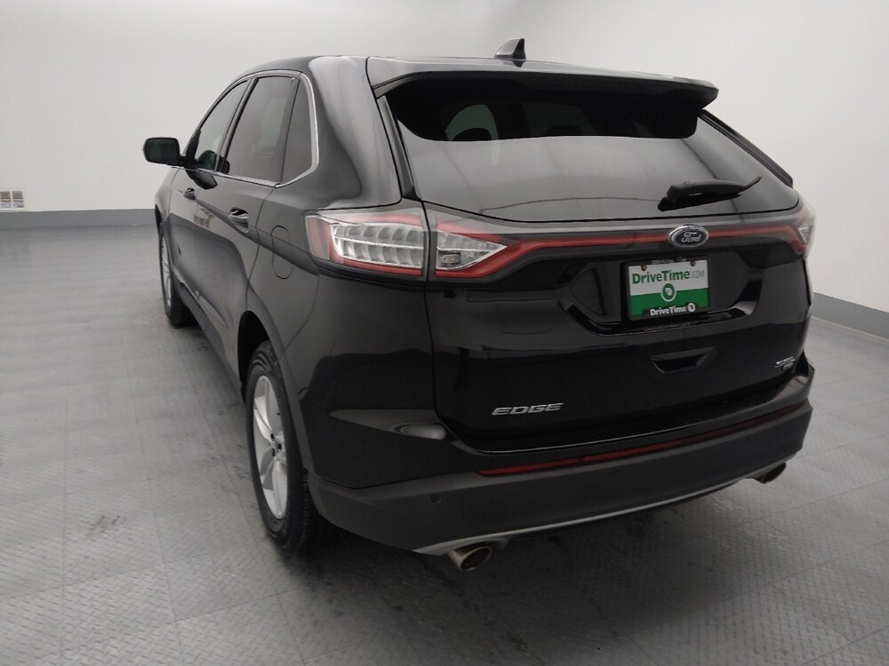 2018 Ford Edge in Wichita, KS 67207 - 18121055 6