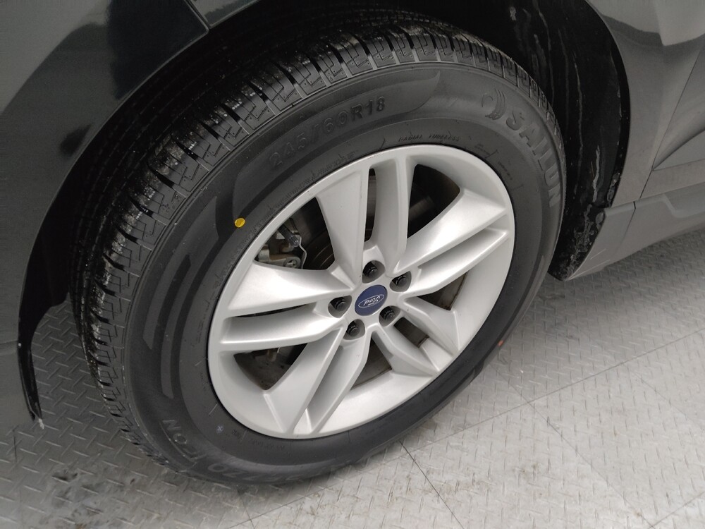 2018 Ford Edge in Wichita, KS 67207 - 18121055 31