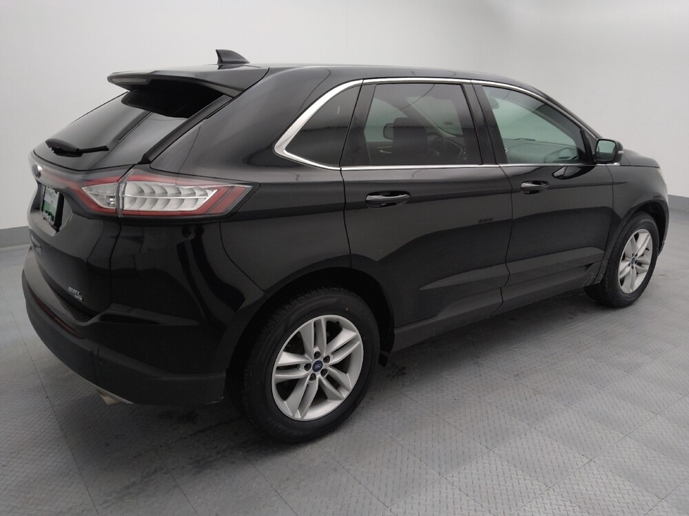 2018 Ford Edge in Wichita, KS 67207 - 18121055 10