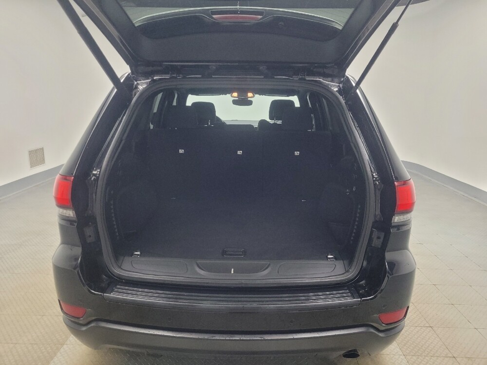 2019 Jeep Grand Cherokee in Indianapolis, IN 46219 - 18121056 29