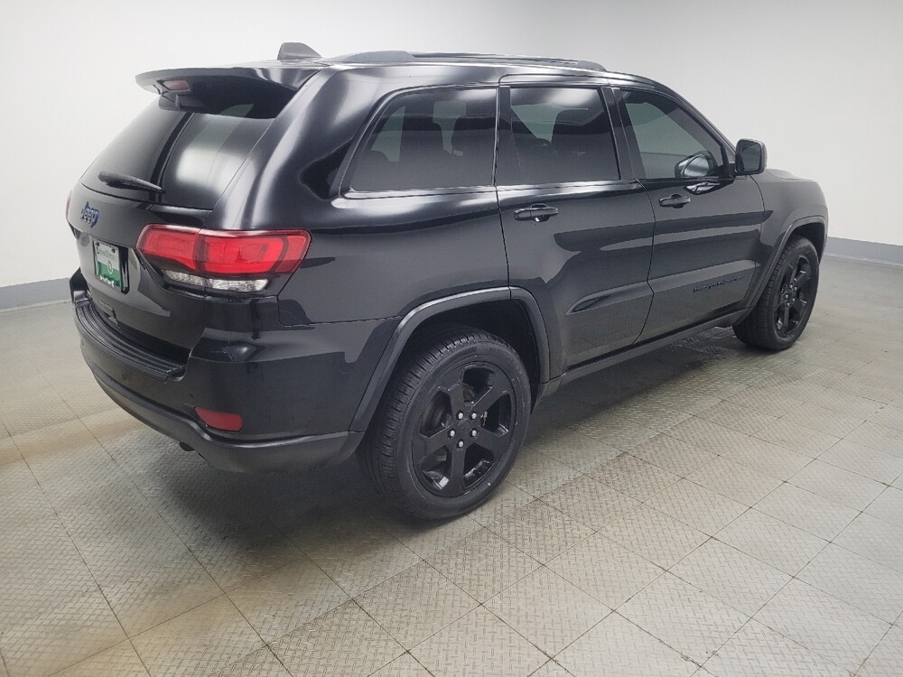 2019 Jeep Grand Cherokee in Indianapolis, IN 46219 - 18121056 10