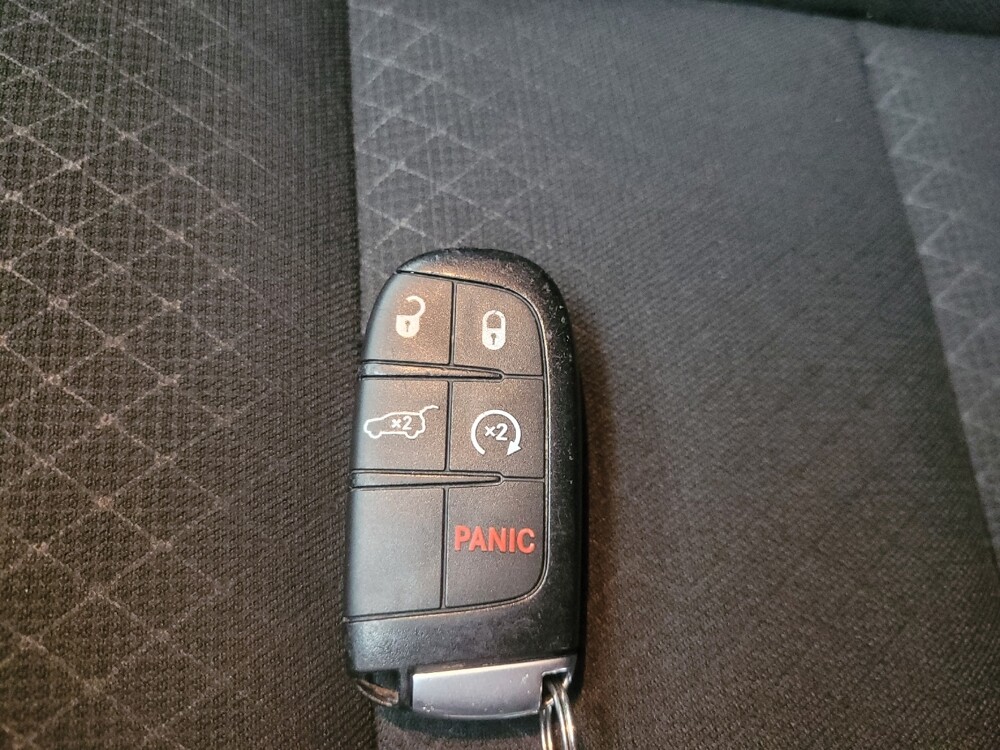 2019 Jeep Grand Cherokee in Indianapolis, IN 46219 - 18121056 32