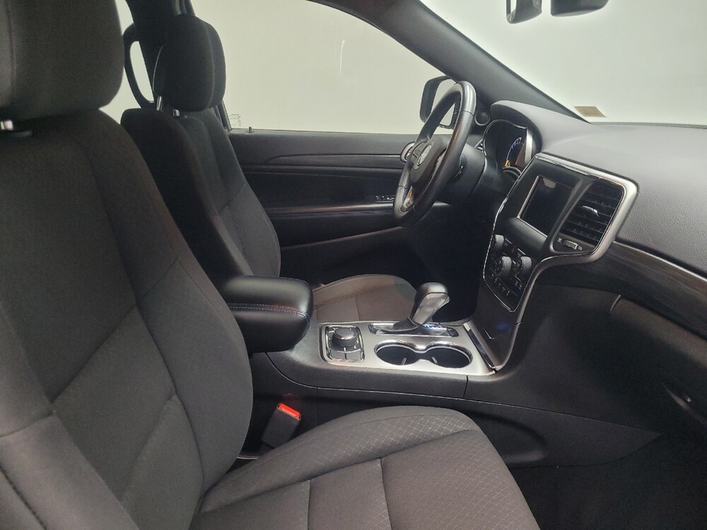 2019 Jeep Grand Cherokee in Indianapolis, IN 46219 - 18121056 21