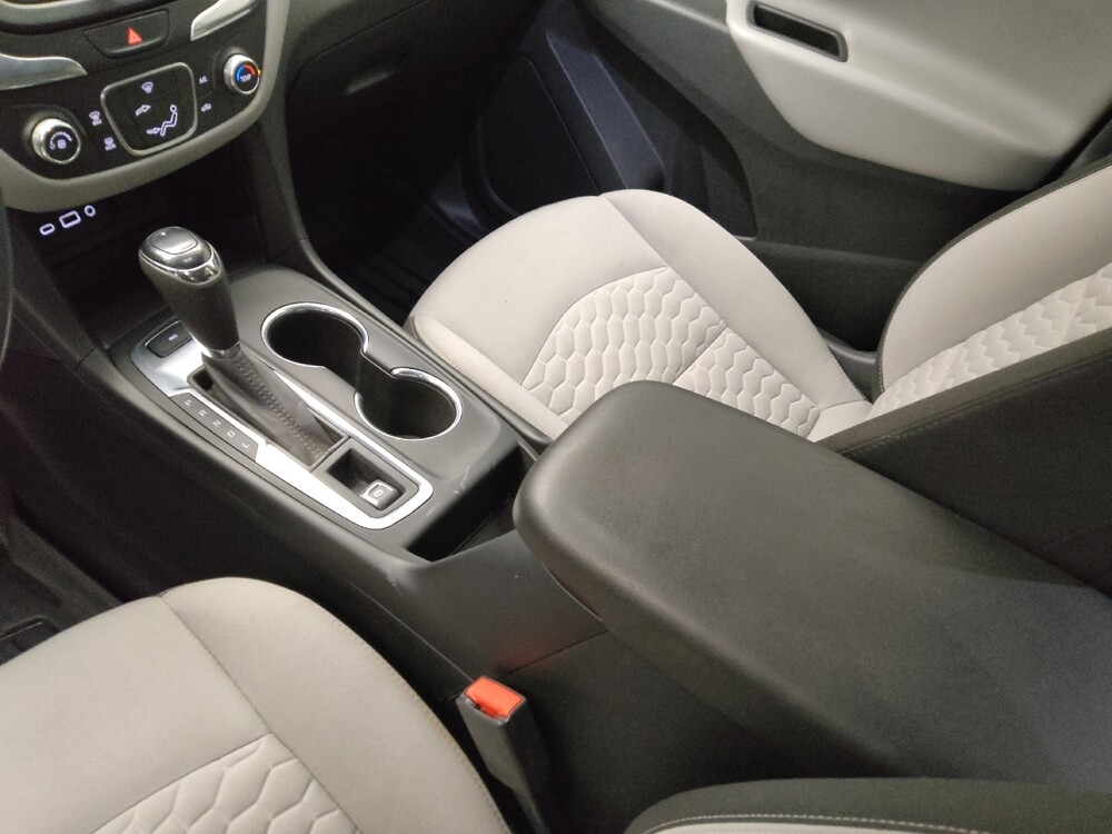 2020 Chevrolet Equinox in Springfield, MO 65807 - 18121058 26