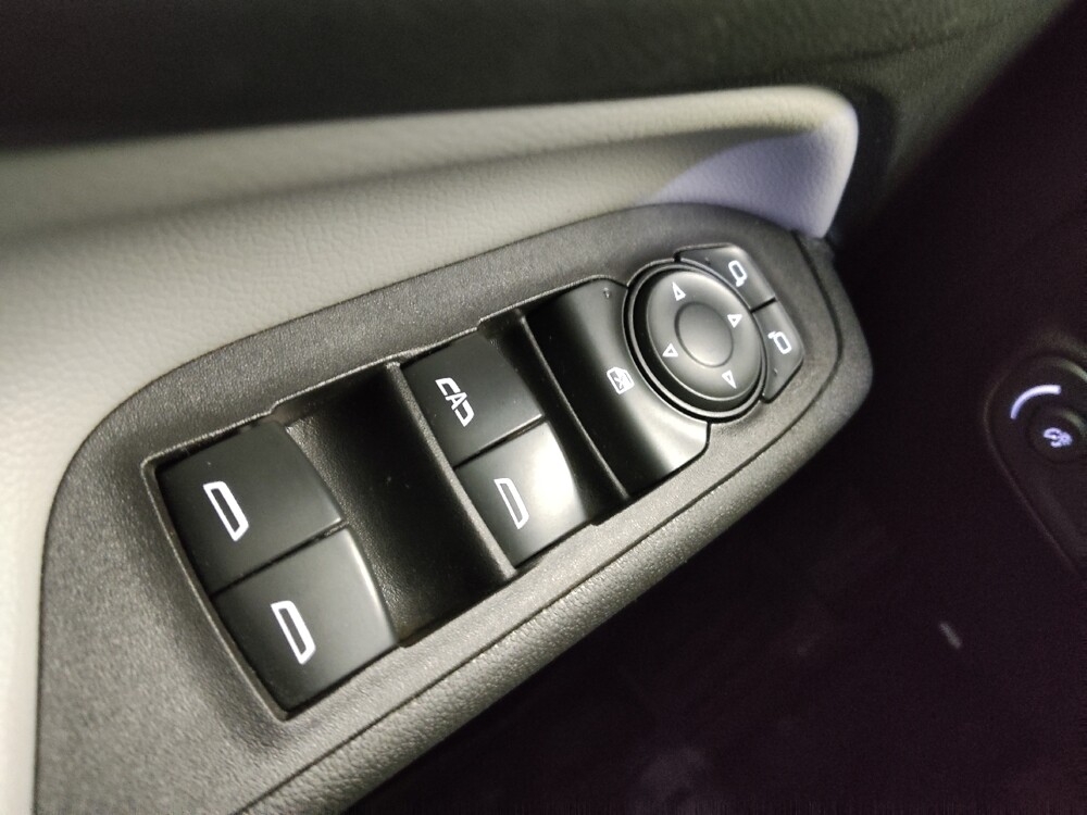 2020 Chevrolet Equinox in Springfield, MO 65807 - 18121058 27