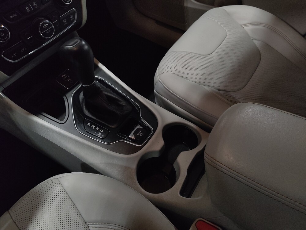 2021 Jeep Cherokee in West Palm Beach, FL 33409 - 18121065 26