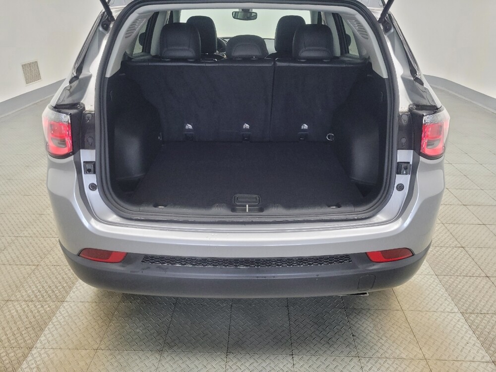 2021 Jeep Compass in Indianapolis, IN 46219 - 18121066 29