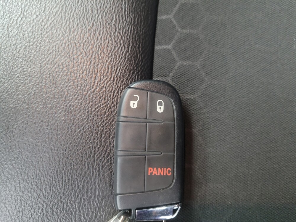 2021 Jeep Compass in Indianapolis, IN 46219 - 18121066 32