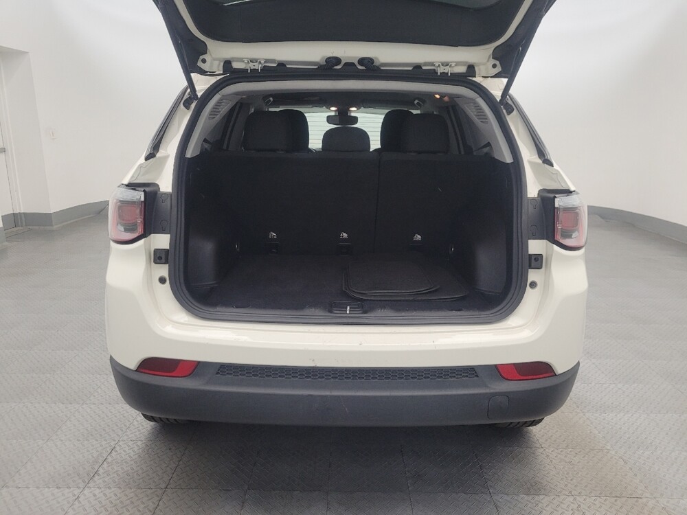 2018 Jeep Compass in Phoenix, AZ 85022 - 18121069 29