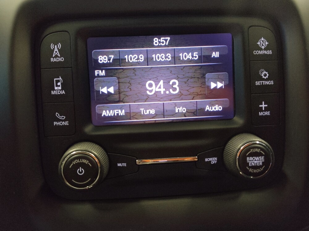 2018 Jeep Compass in Phoenix, AZ 85022 - 18121069 25