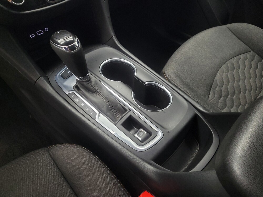 2020 Chevrolet Equinox in Indianapolis, IN 46219 - 18121071 26