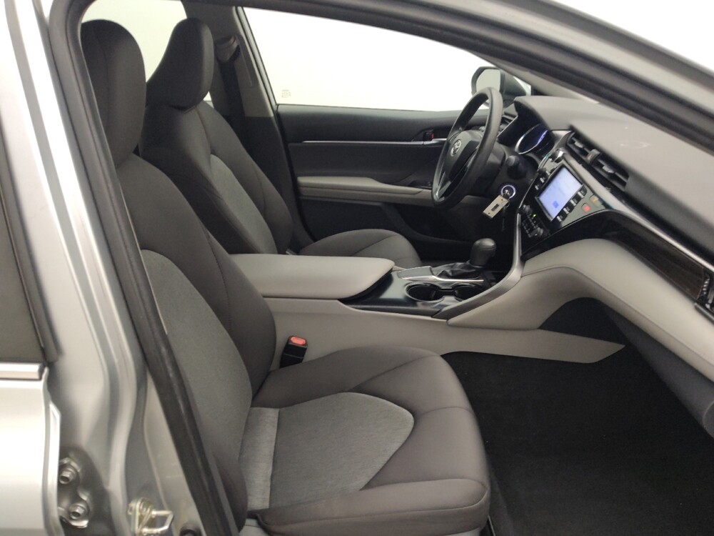2019 Toyota Camry in Tyler, TX 75701 - 18121074 21