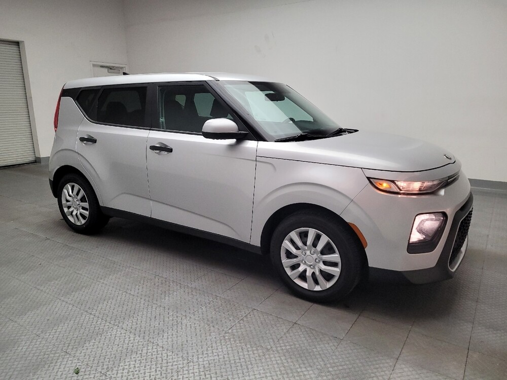 2021 Kia Soul in Fresno, CA 93726 - 18121076 11