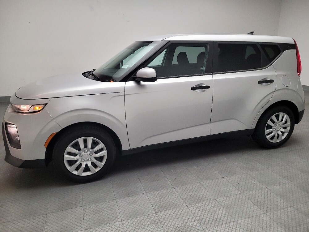 2021 Kia Soul in Fresno, CA 93726 - 18121076 2