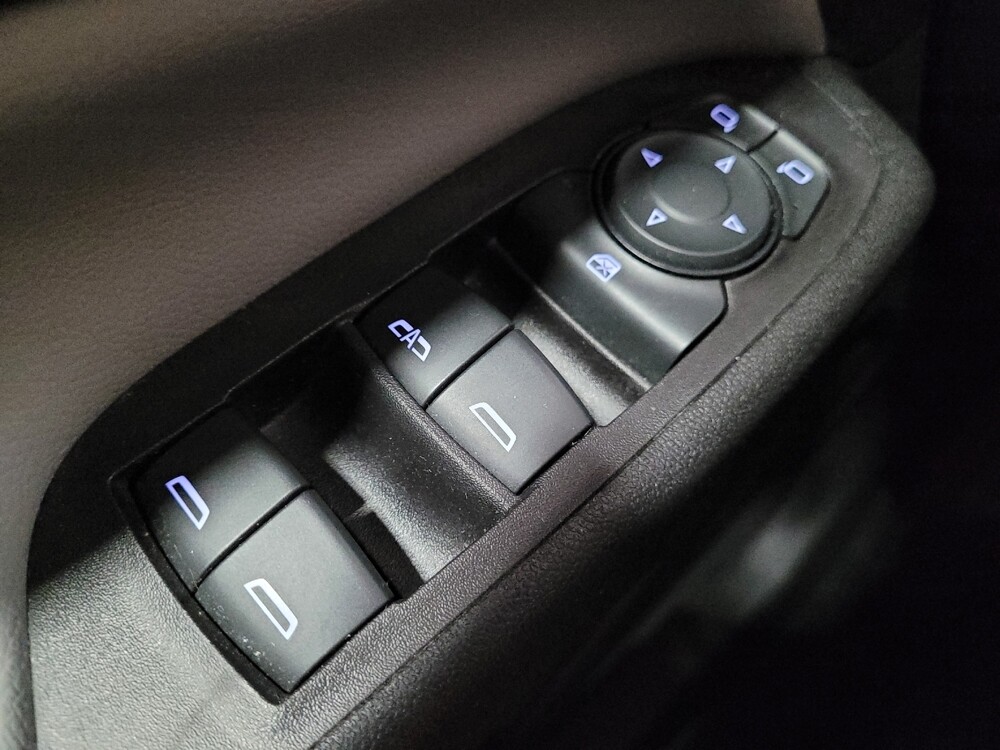 2020 Chevrolet Equinox in Fresno, CA 93726 - 18121078 27