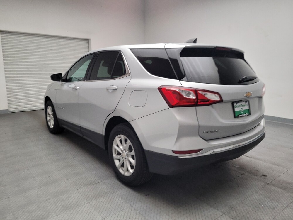2020 Chevrolet Equinox in Fresno, CA 93726 - 18121078 5