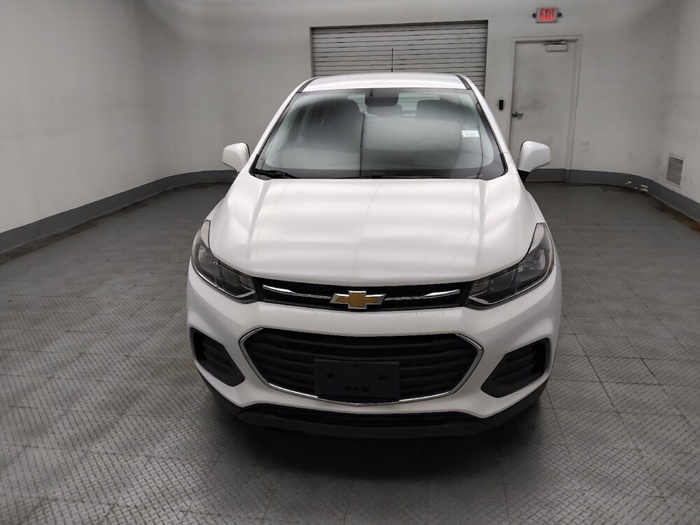 2020 Chevrolet Trax in Des Moines, IA 50310 - 18121080 15