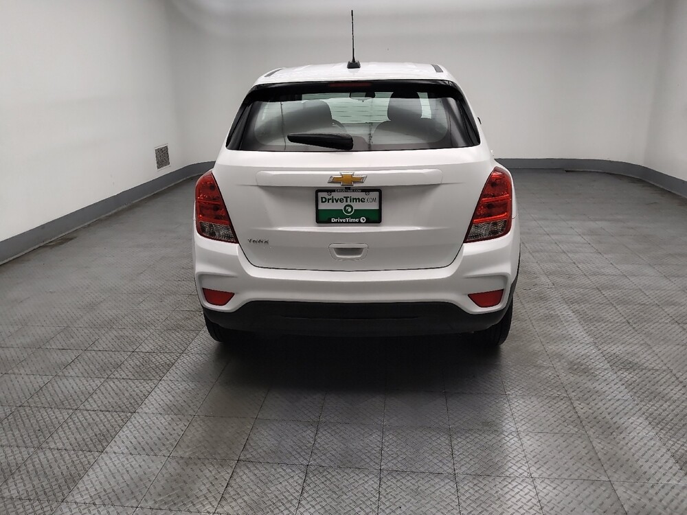 2020 Chevrolet Trax in Des Moines, IA 50310 - 18121080 7
