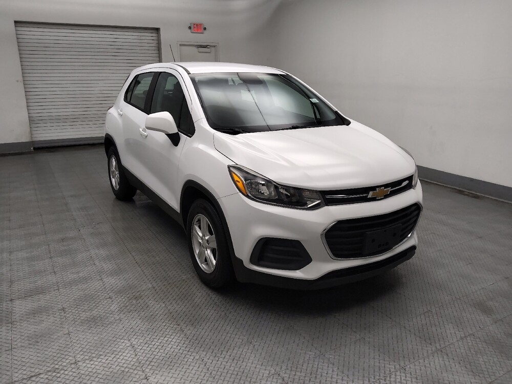 2020 Chevrolet Trax in Des Moines, IA 50310 - 18121080 13