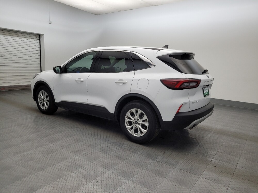 2023 Ford Escape in Mesa, AZ 85210 - 18121081 3