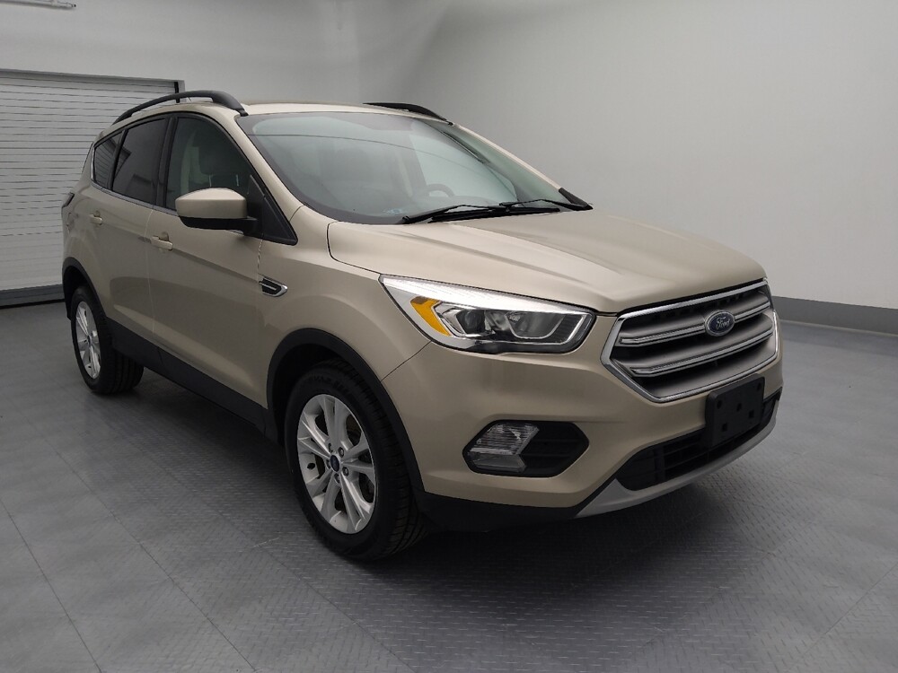 2017 Ford Escape in St. Louis, MO 63136 - 18121083 13