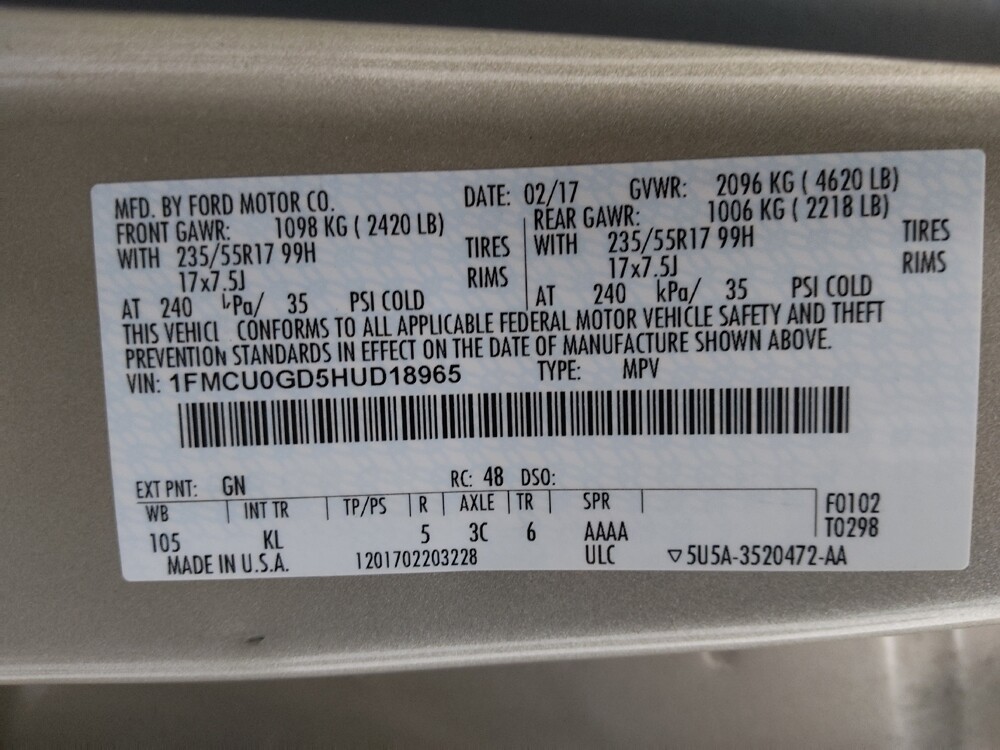 2017 Ford Escape in St. Louis, MO 63136 - 18121083 33