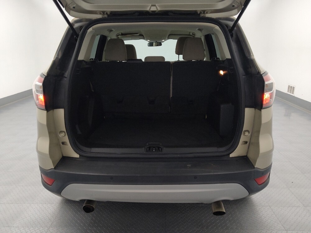 2017 Ford Escape in St. Louis, MO 63136 - 18121083 29