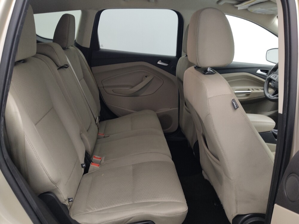 2017 Ford Escape in St. Louis, MO 63136 - 18121083 19