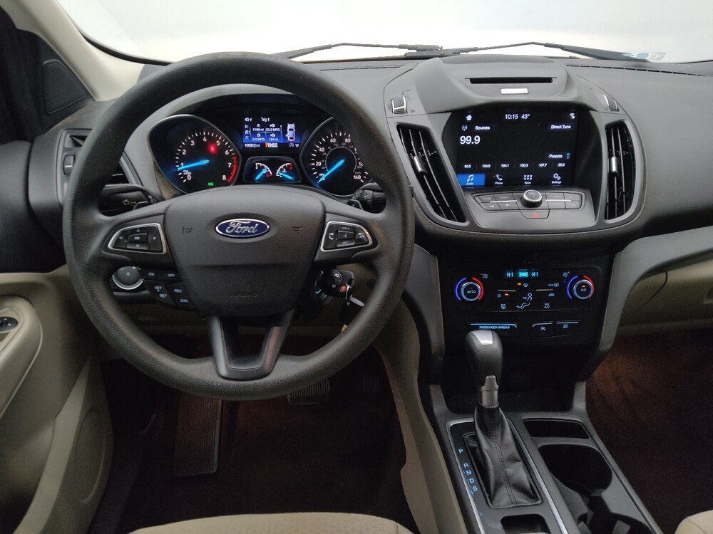 2017 Ford Escape in St. Louis, MO 63136 - 18121083 22