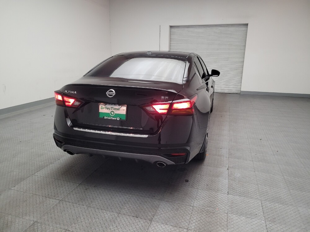 2020 Nissan Altima in Montclair, CA 91763 - 18121089 7