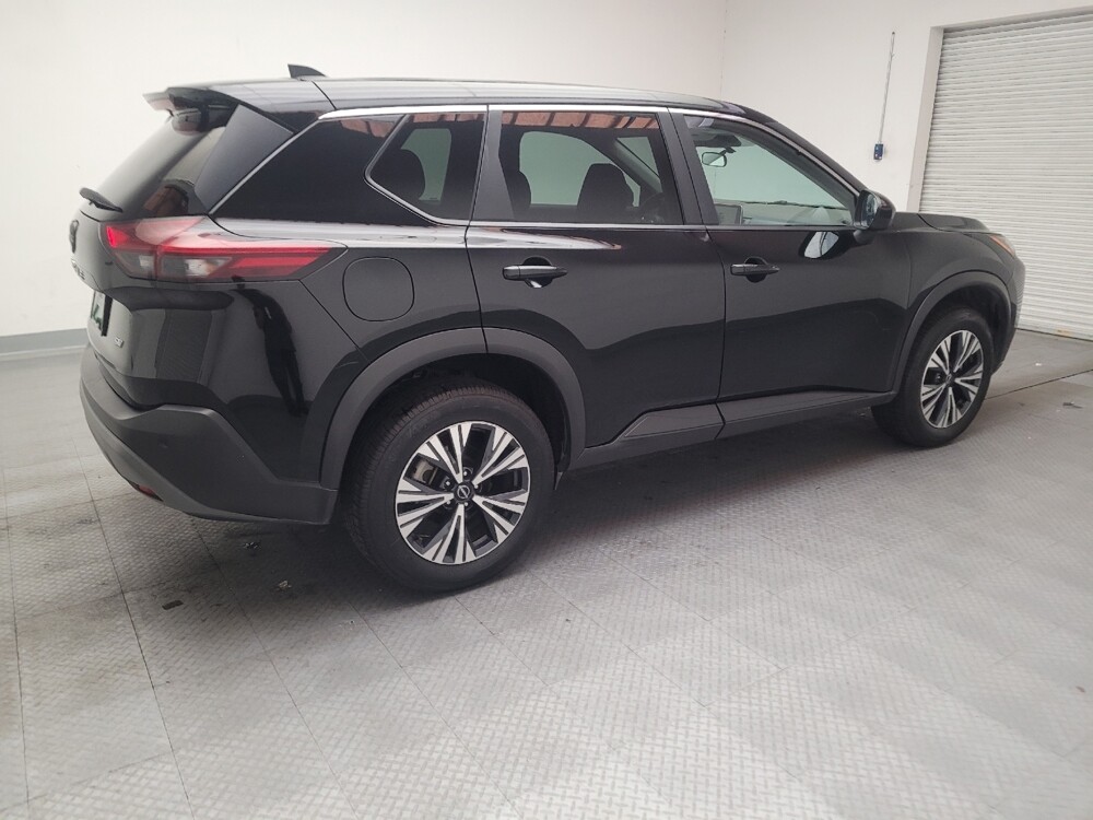 2023 Nissan Rogue in Downey, CA 90241 - 18121091 10