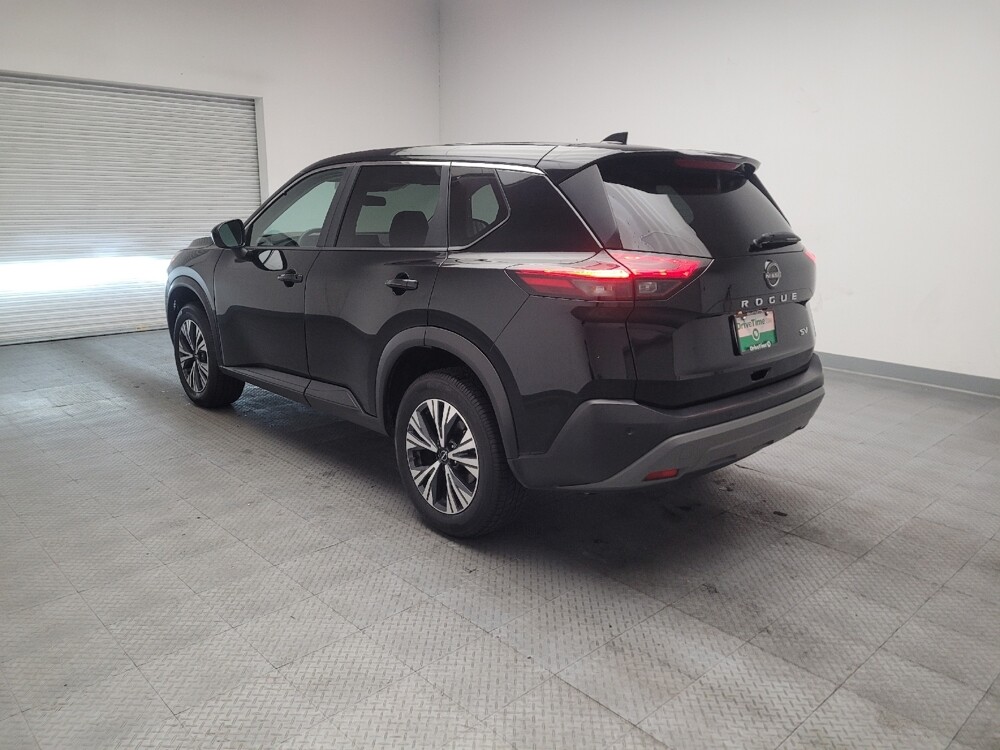 2023 Nissan Rogue in Downey, CA 90241 - 18121091 5