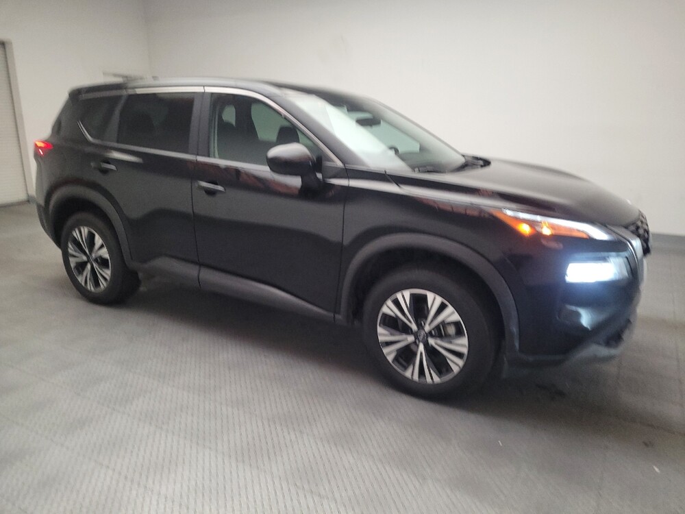 2023 Nissan Rogue in Downey, CA 90241 - 18121091 11