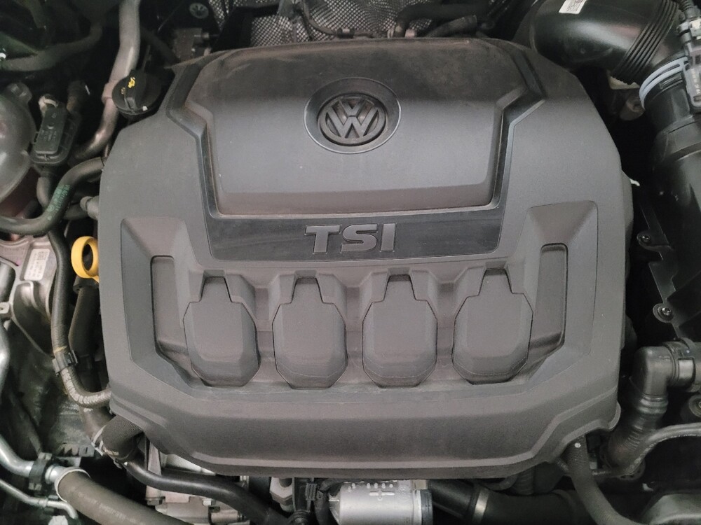 2022 Volkswagen Tiguan in Montclair, CA 91763 - 18121092 30