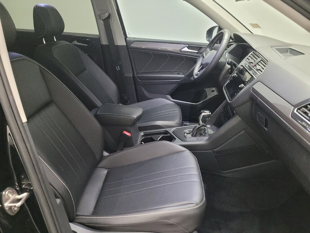2022 Volkswagen Tiguan in Montclair, CA 91763 - 18121092 21