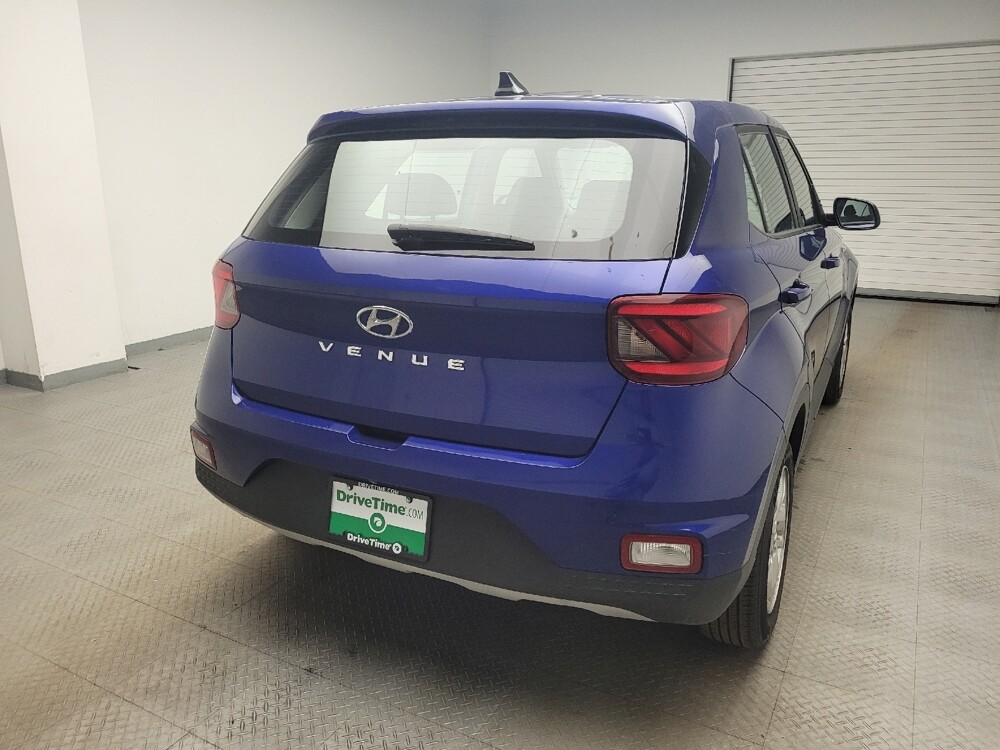 2021 Hyundai Venue in Eastpointe, MI 48021 - 18121094 7